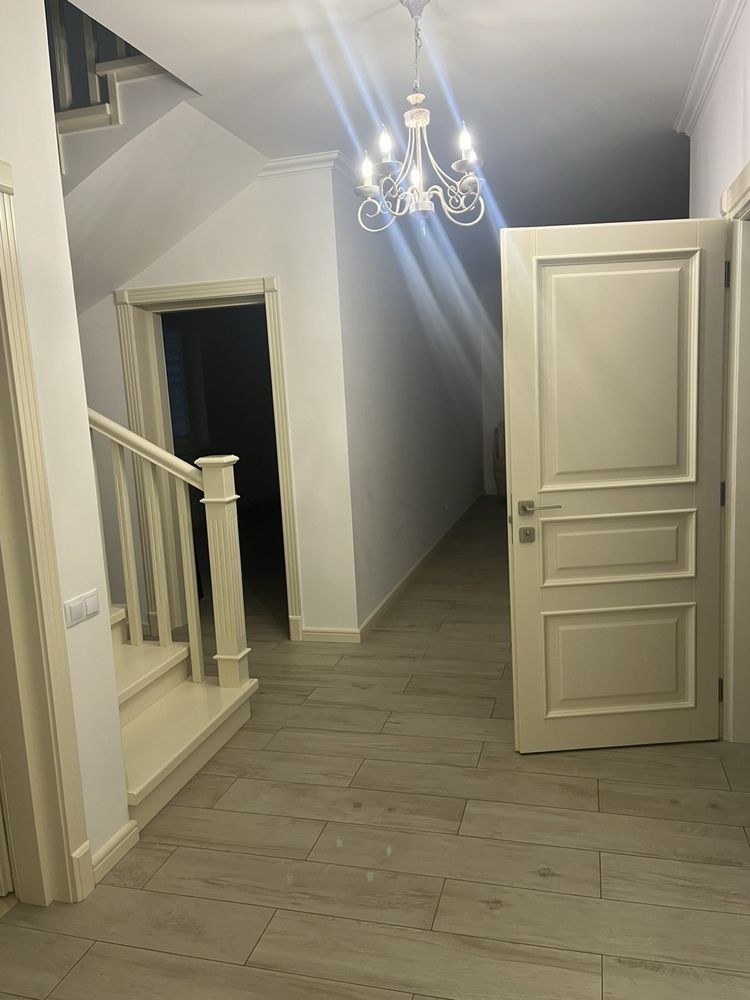 Оренда дуплексу Будинку 900$ біля ТЦ «Баобаб» Рованці