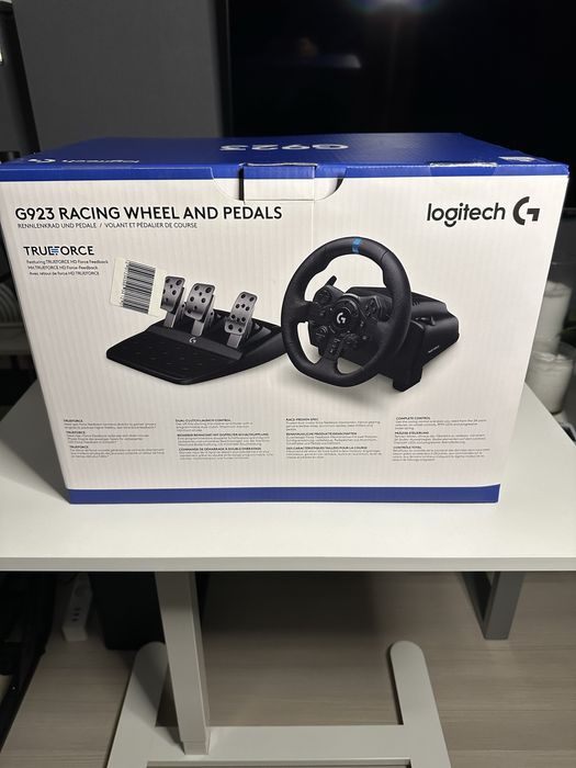 Продаю Logitech G923 TRUEFORCE (PS5/PS4/PC)