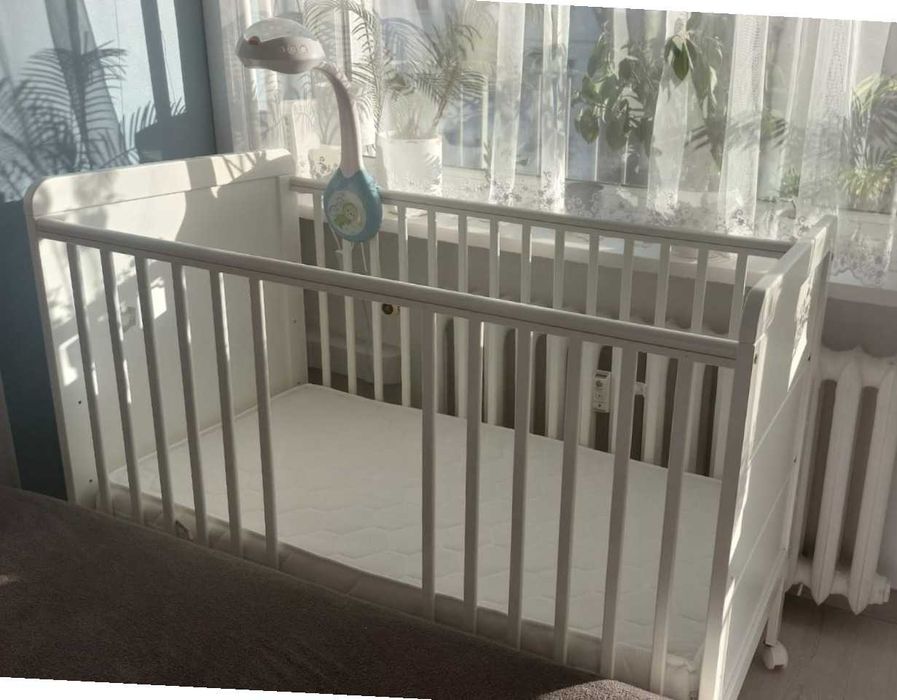 Białe łóżeczko niemowlęce Modern Cot 120x60 + materac Premium Woodies