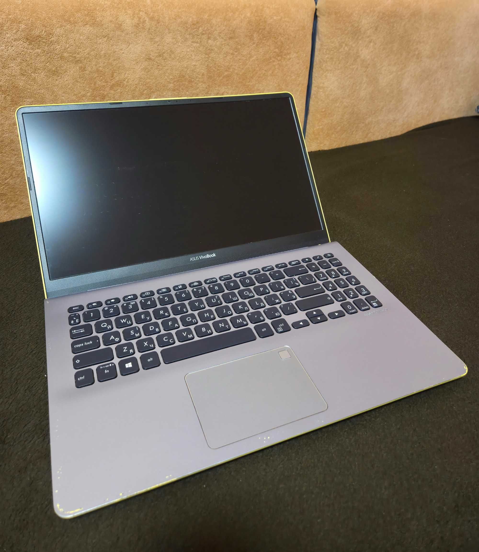 ASUS VivoBook S15 X530UA. 16ГБ ОЗУ. SSD 128ГБ. HDD 1ТБ.