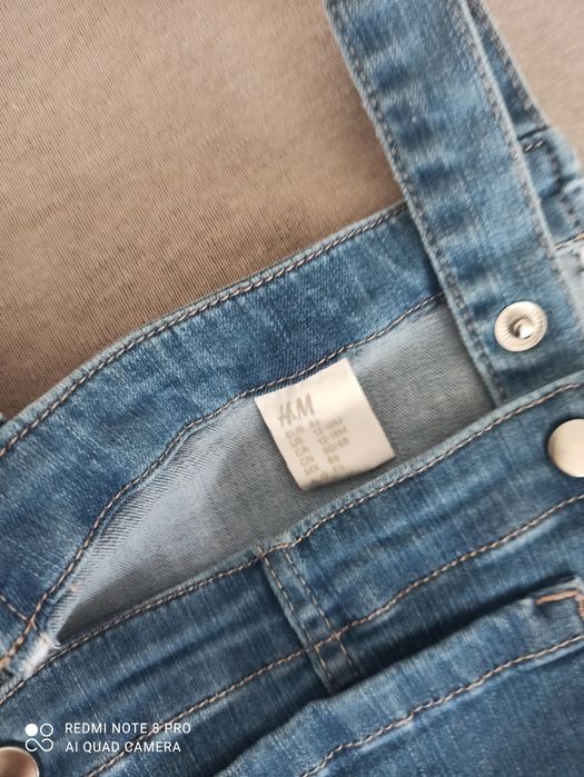 Dżinsowa spódniczka na szelkachr.86+koszulka