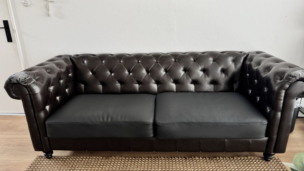 Sofa chesterfield
