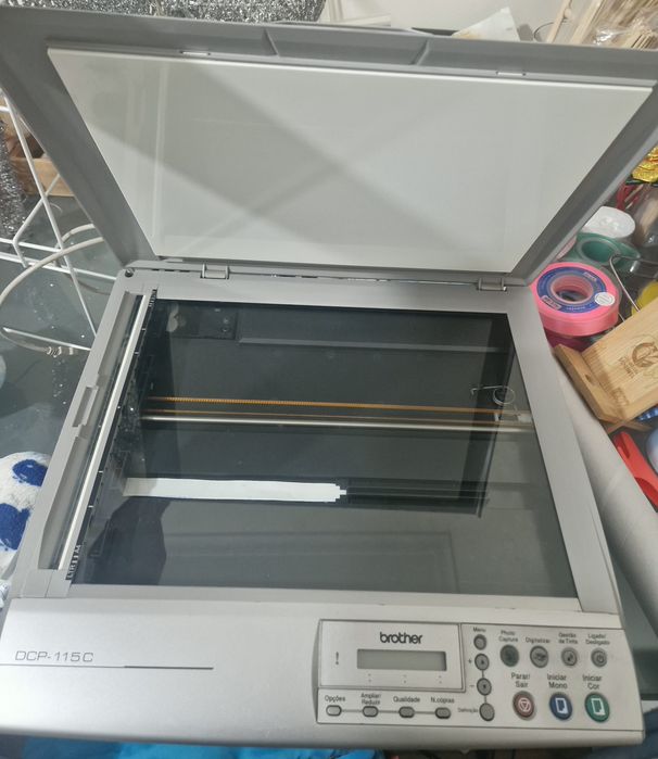 Impressora Brother DCP-115C com cartuchos incluídos!