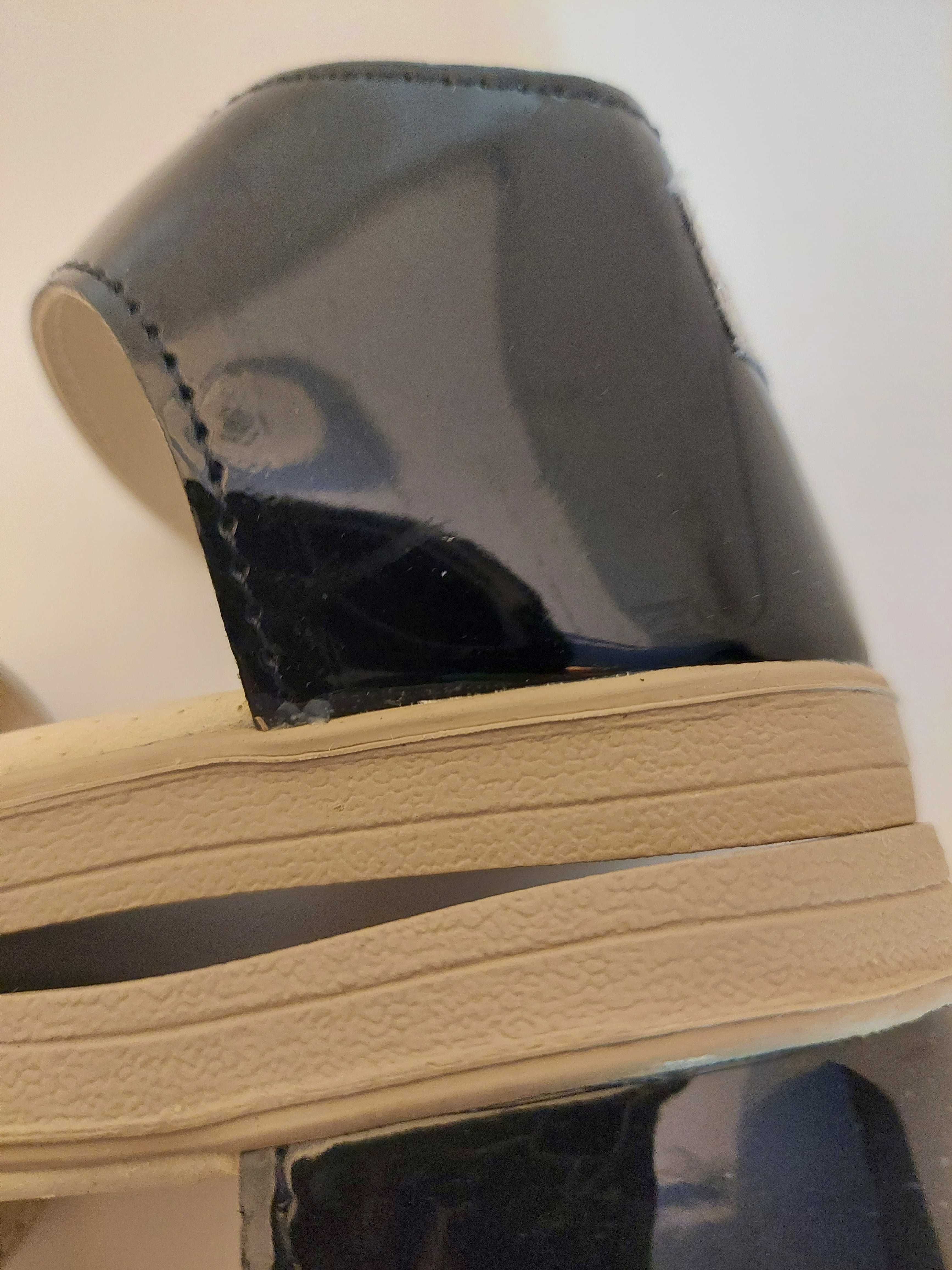 Slippers Family sandały dla dzieci wzór ELEGANZA 23,24,25 oraz 26