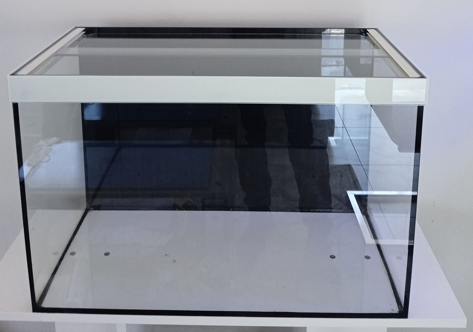 Aquário 60x30x40 novo com tampas e perfil