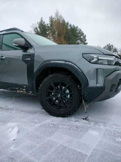 Dacia Duster III 17 " Nowe 5x114,3 Duster 2025 Felgi Czarne Alufelgi