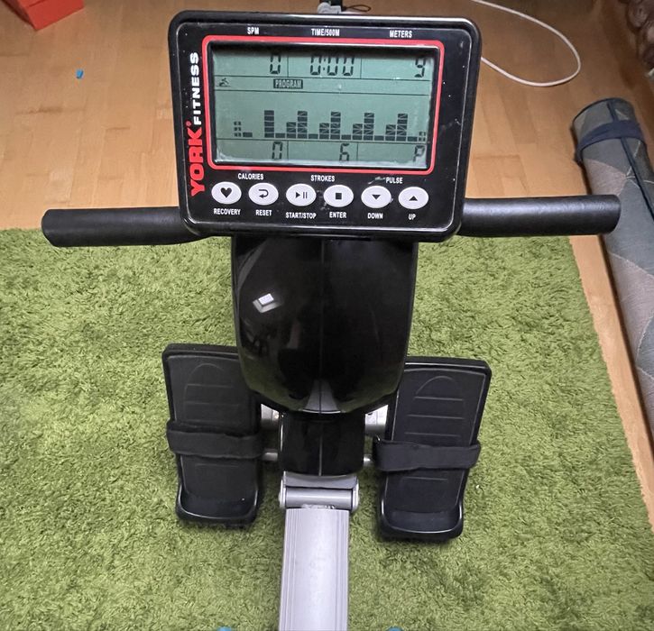 Wioślarz York Excel 310 lekko uszkodzony