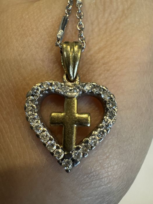 Золотая подвеска с бриллиантами