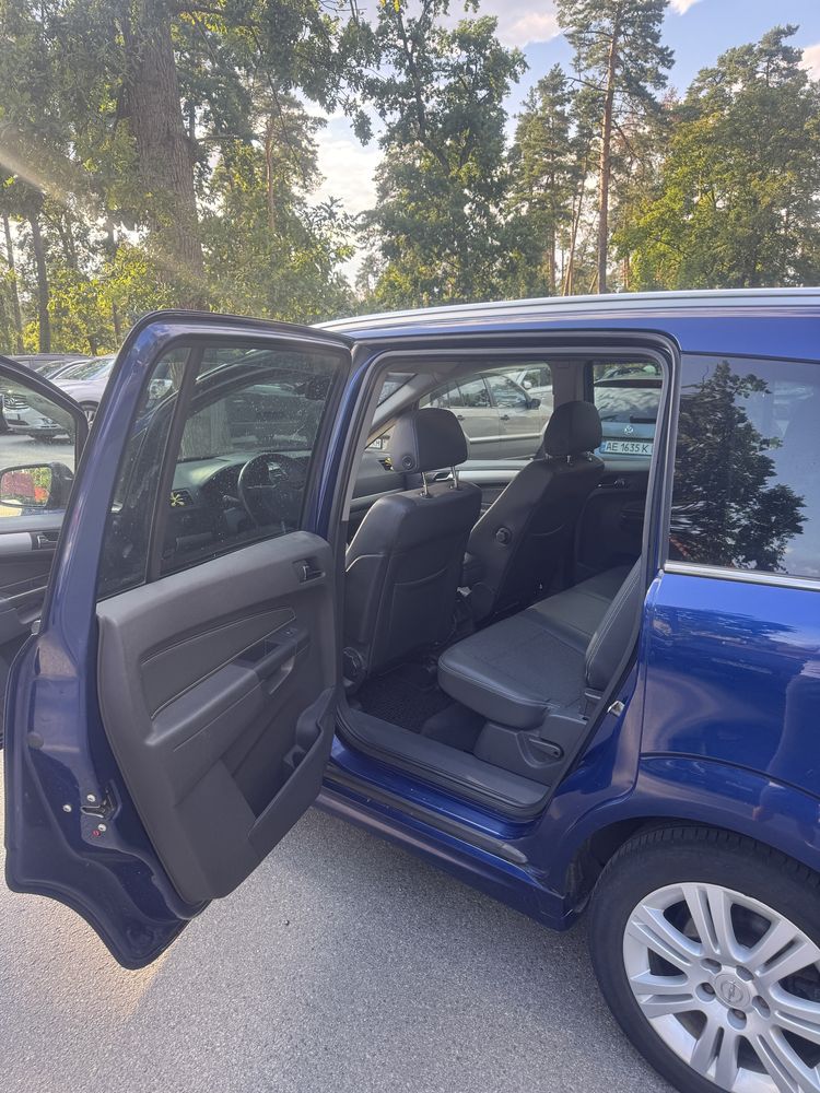 Opel Zafira B Ops 1.9 cdti