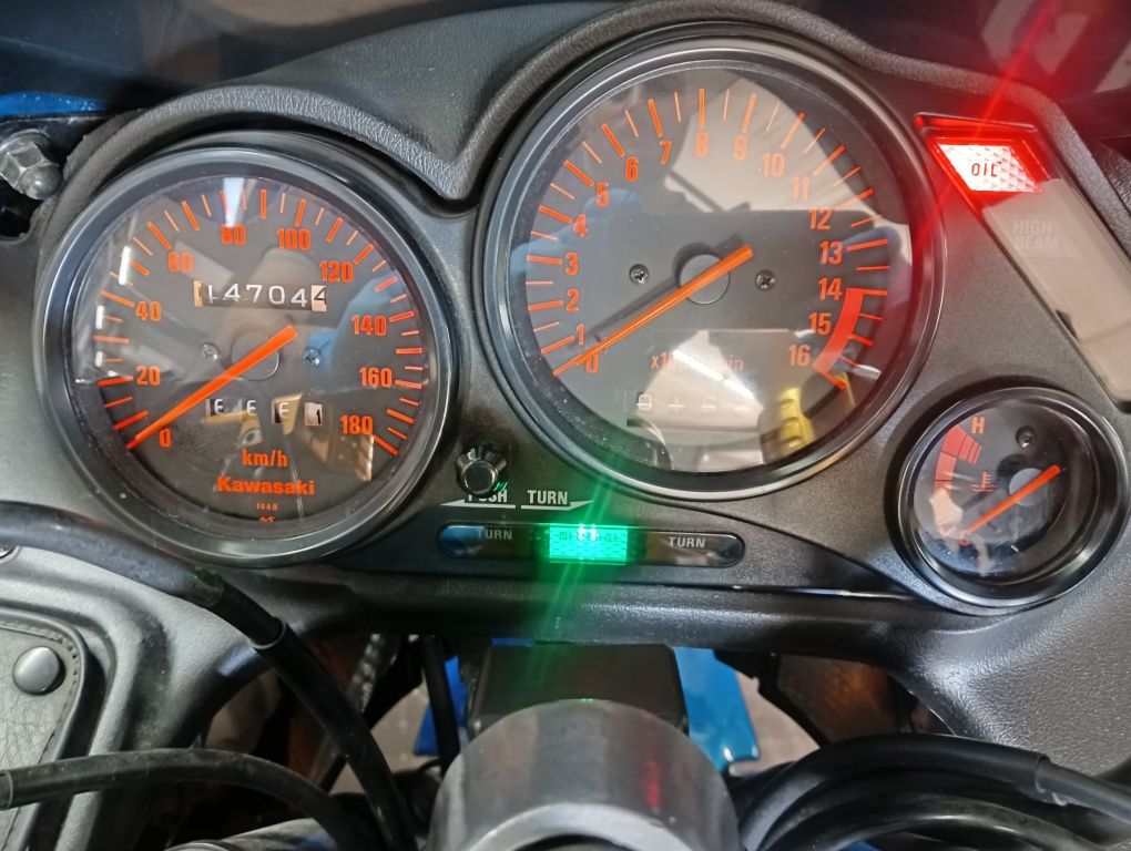 Kawasaki zzr 250 пробег 14 тыс