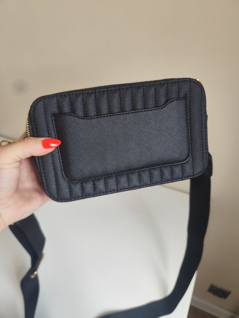 Torebka moschino nowa na codzien