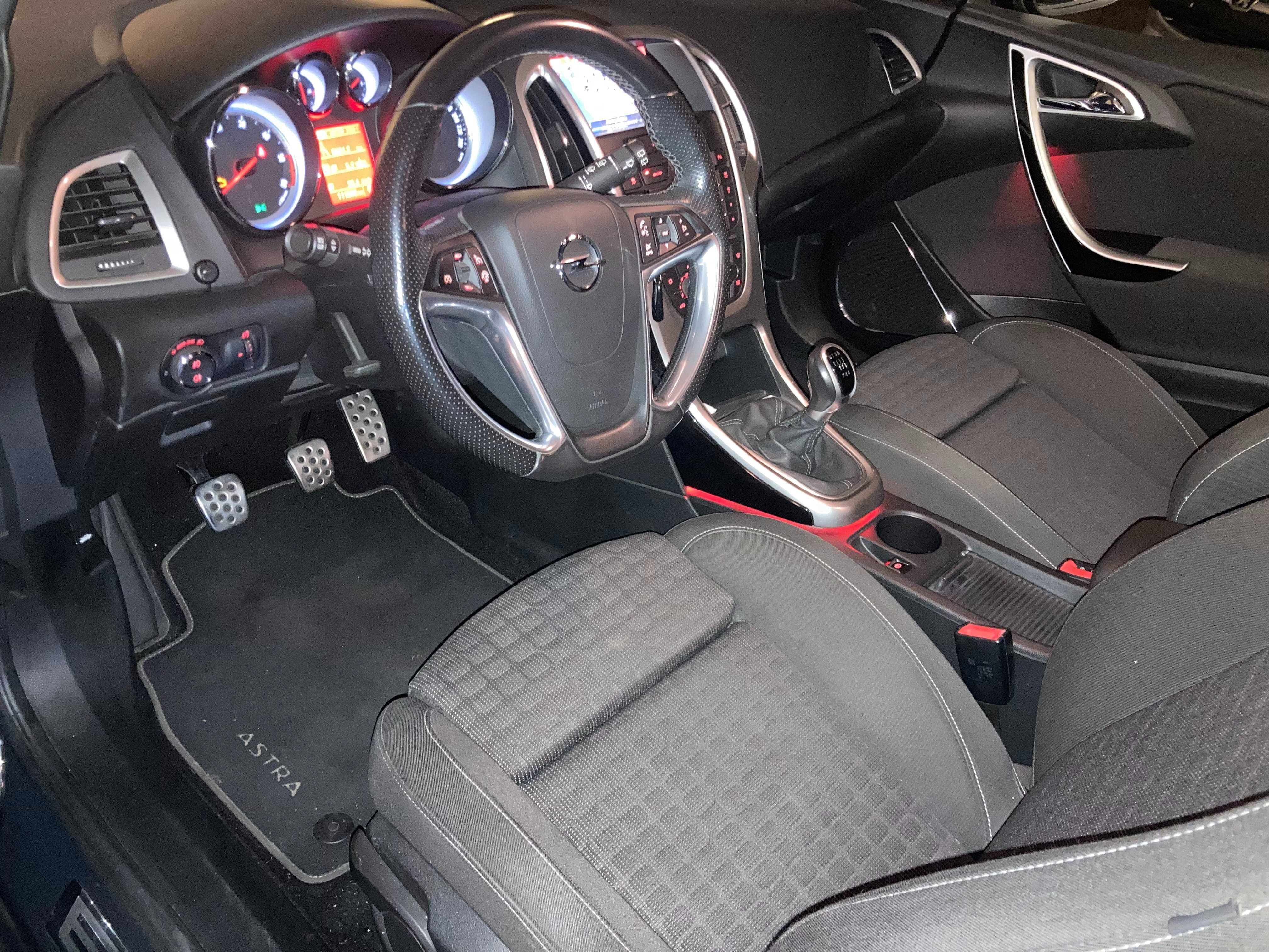 Opel Astra GTC OPCLine, Nacional