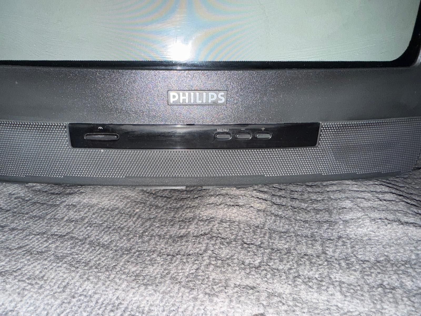 Televisão Philips antiga sem comando