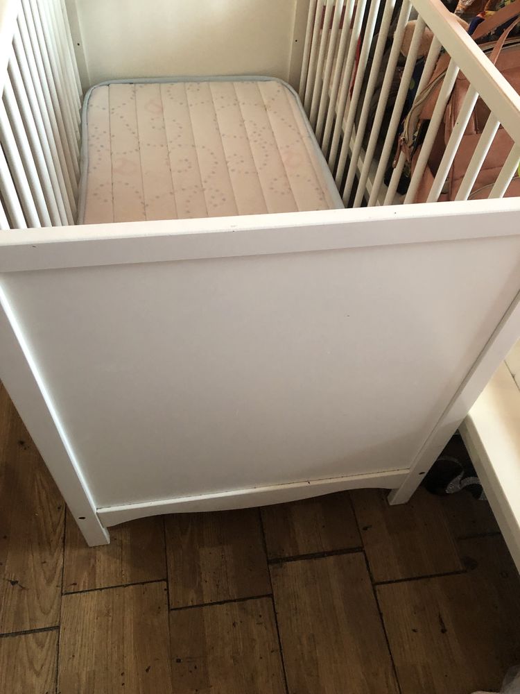 Berço para bebe com colchao