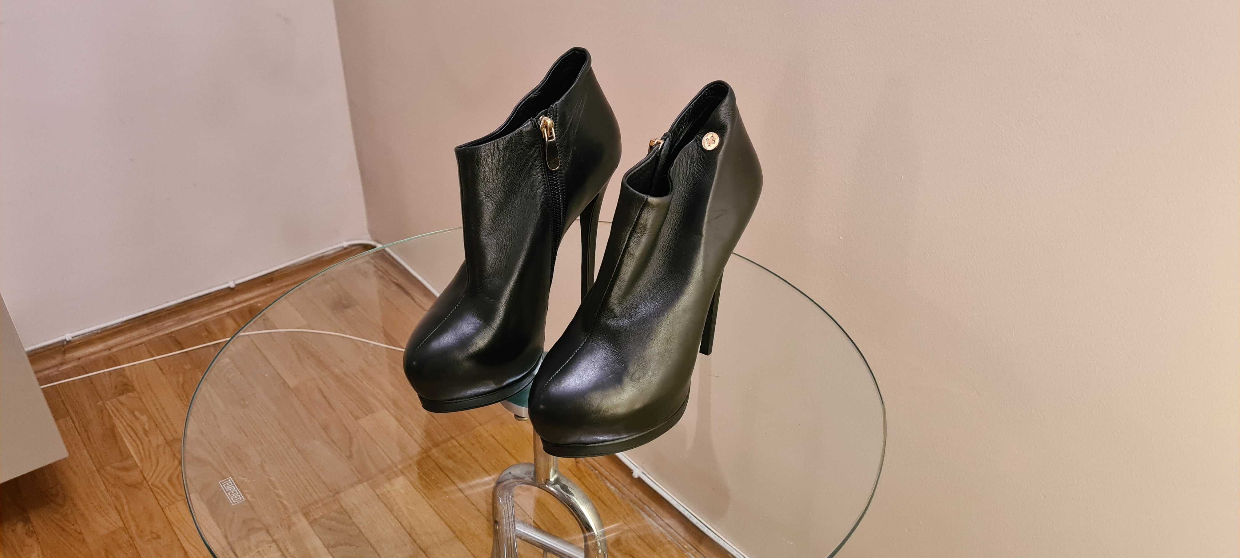 Buty / szpilki Kazar