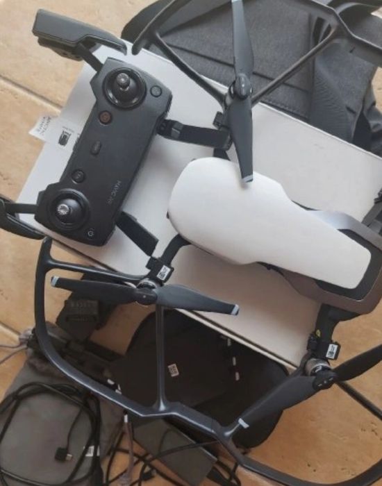 Dron dji MAVIC AIR FLY MORE COMBO. 2020r. jak NOWY. Zakupiony w Orange