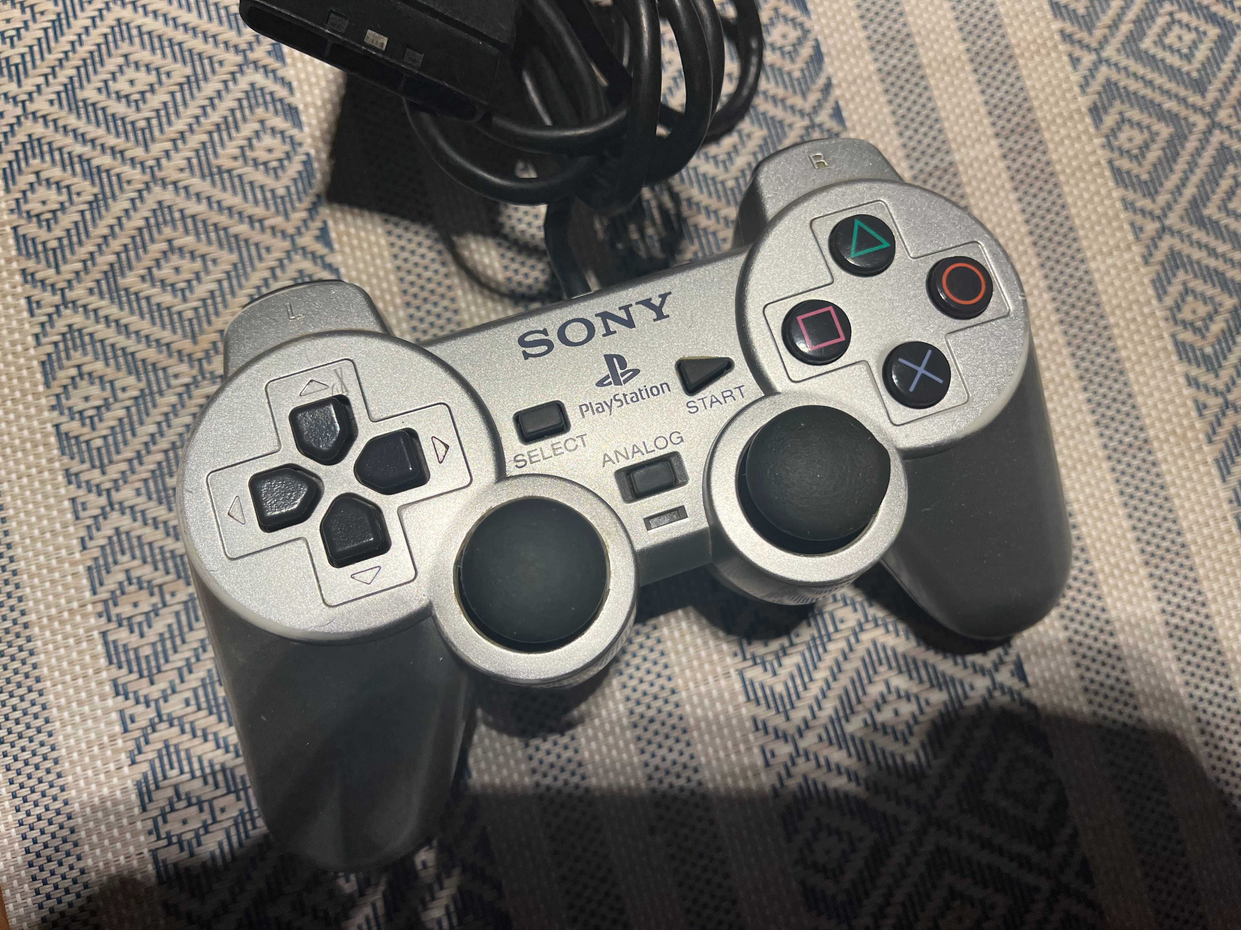 Pad Sony do PS2 SCPH-10010 oryginał DualShock 2 srebrny