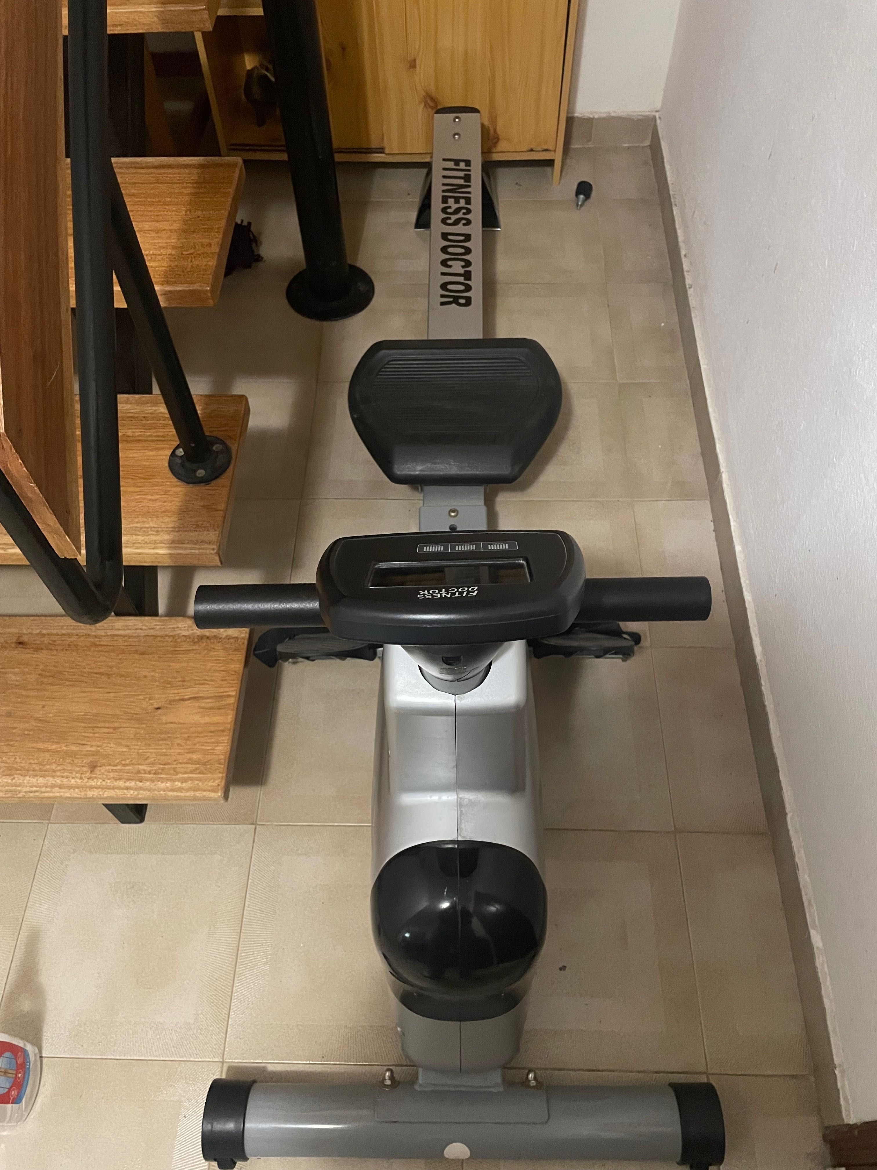 Máquina de Remo Fitness Doctor