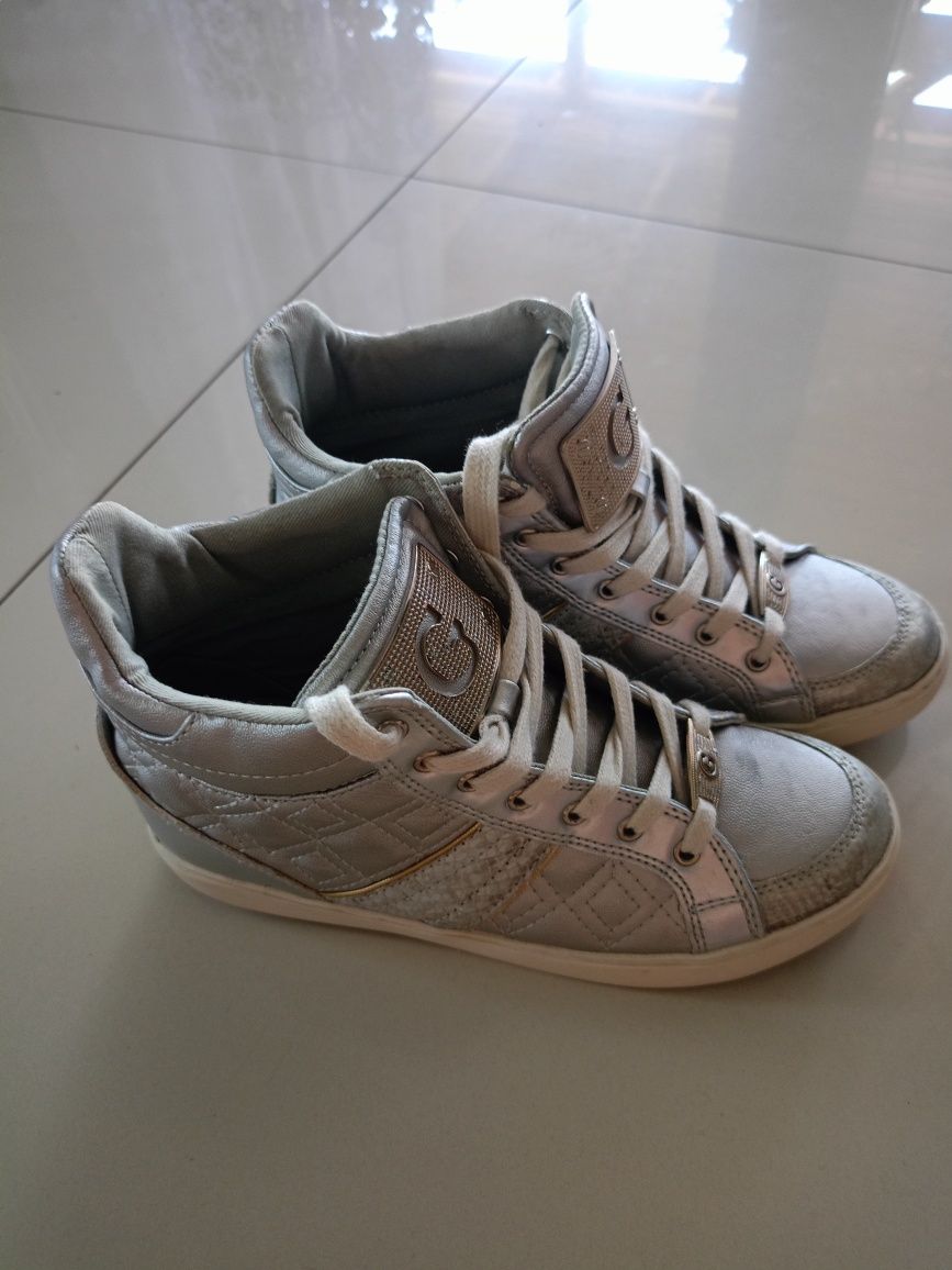 Buty Guess damskie oryginalne 37