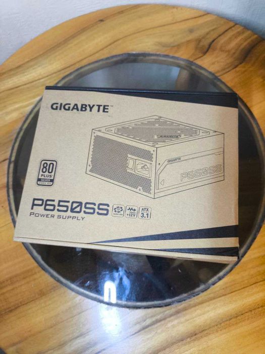Блок живлення Gigabyte P650SS 650W