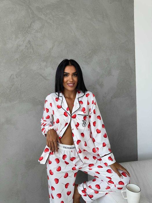 Піжама жіноча біла Вікторія Сікрет Victorias Secret, S-XL