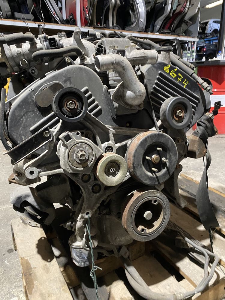 Motor  mitsubishi V6 3.5 GDI