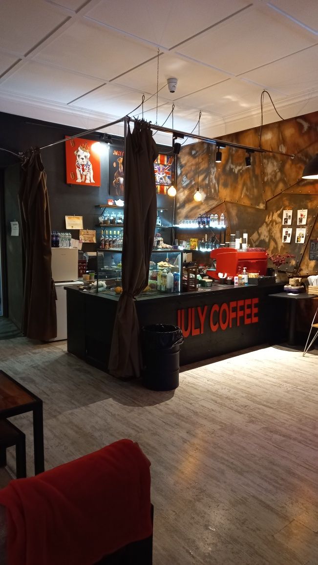 Готовий бізнес кав'ярня в центрі міста