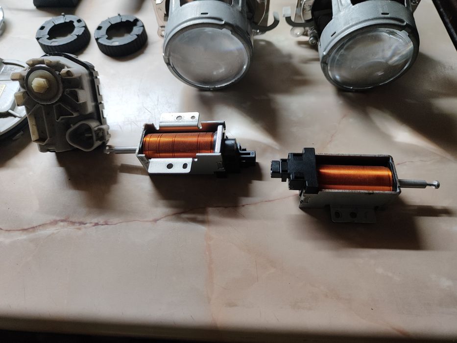 Мазда 6 GG, GH  фара блоки, кришки омивачі фар