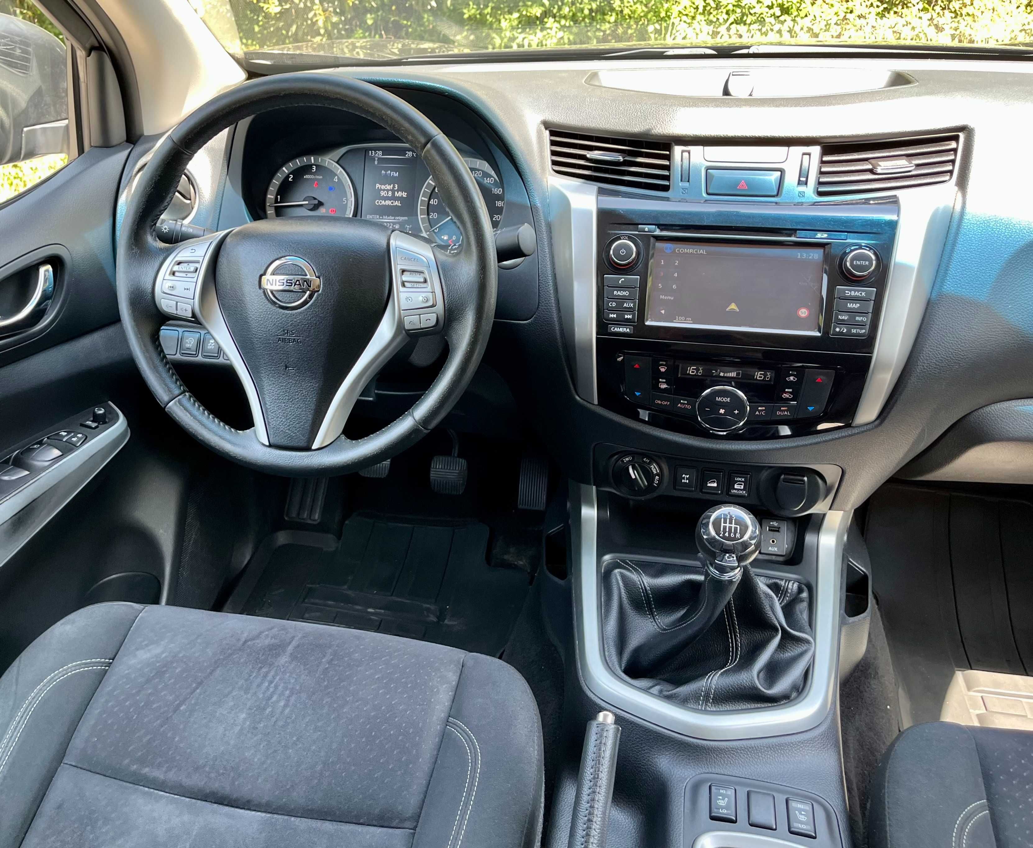 Nissan Navara 2.3 dCi CD 4WD Tekna Nav