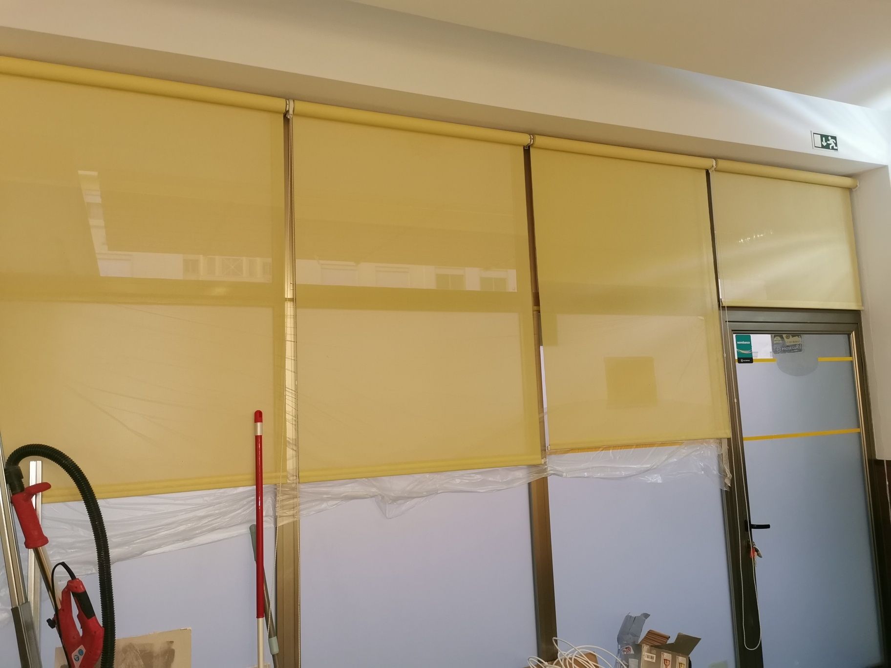 Estores cortinas  cortinados