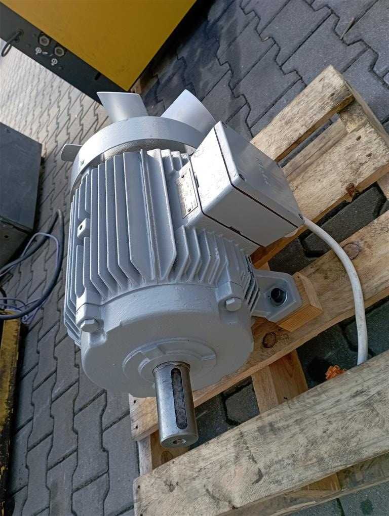 SPRAWNY!!! Silnik elektryczny  SIEMENS 11kW 22A, S012938