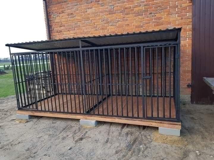 Posiadam kojec dla psa wymiar 3x3m okazaj trwaly stabilny bezpieczny
