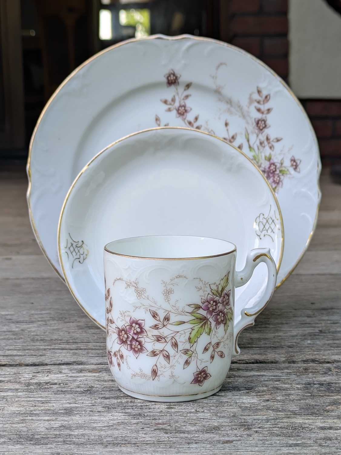 ## Wiekowa Śląska Porcelana – z XIX wieku - Charlottenbrunn ##