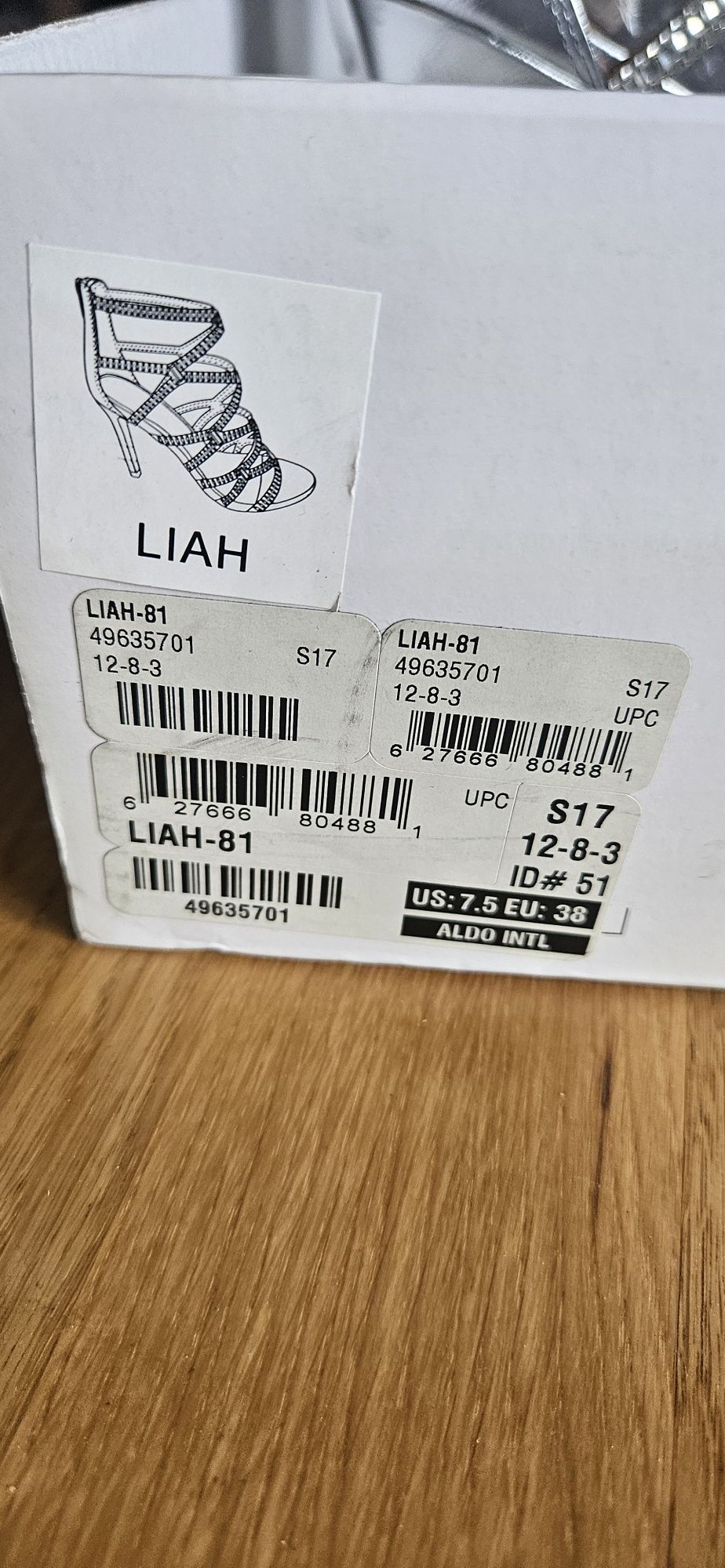Buty Aldo Liah r. 38 jak nowe srebrne sandałki