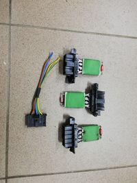 Резистор вентилятора пічки 55702407 і 6436А7 б/в для Fiat Nemo Bipper