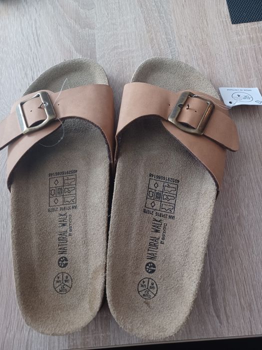 Nowe klapki damskie rozm.37