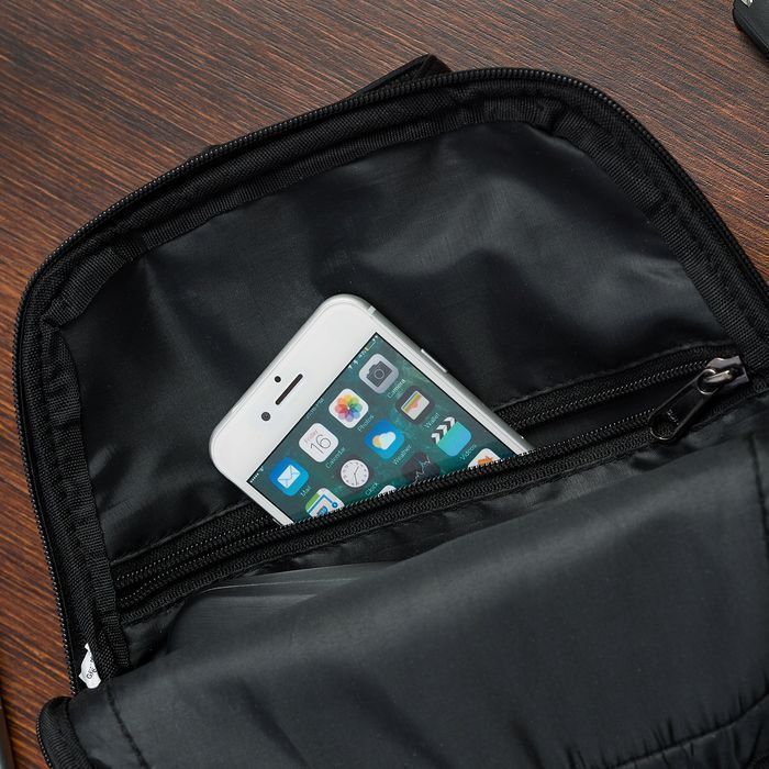 Czarna nerka ładna skórzana przez ramię crossbody męska modna torba