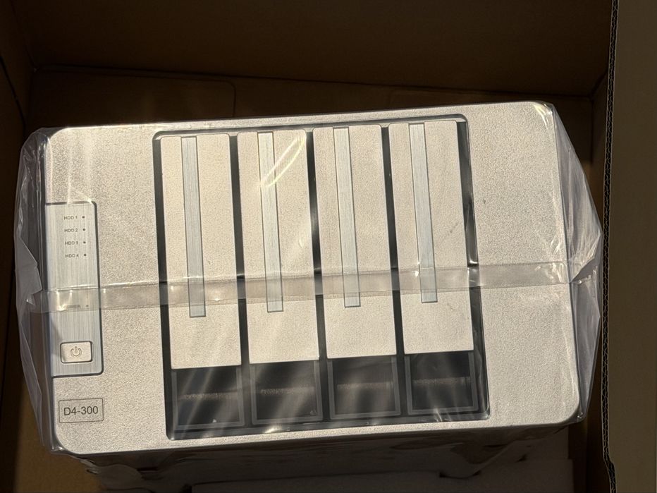 Nas Das terramaster d4-300 4 baias