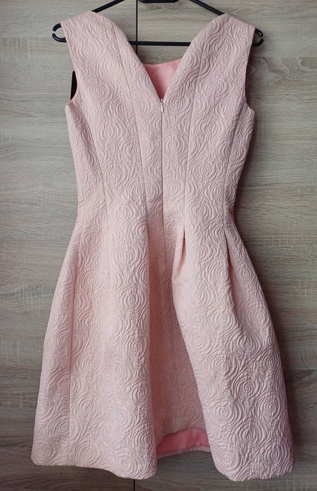Nowa sukienka w kolorze pudrowego różu r. 34 (XS)