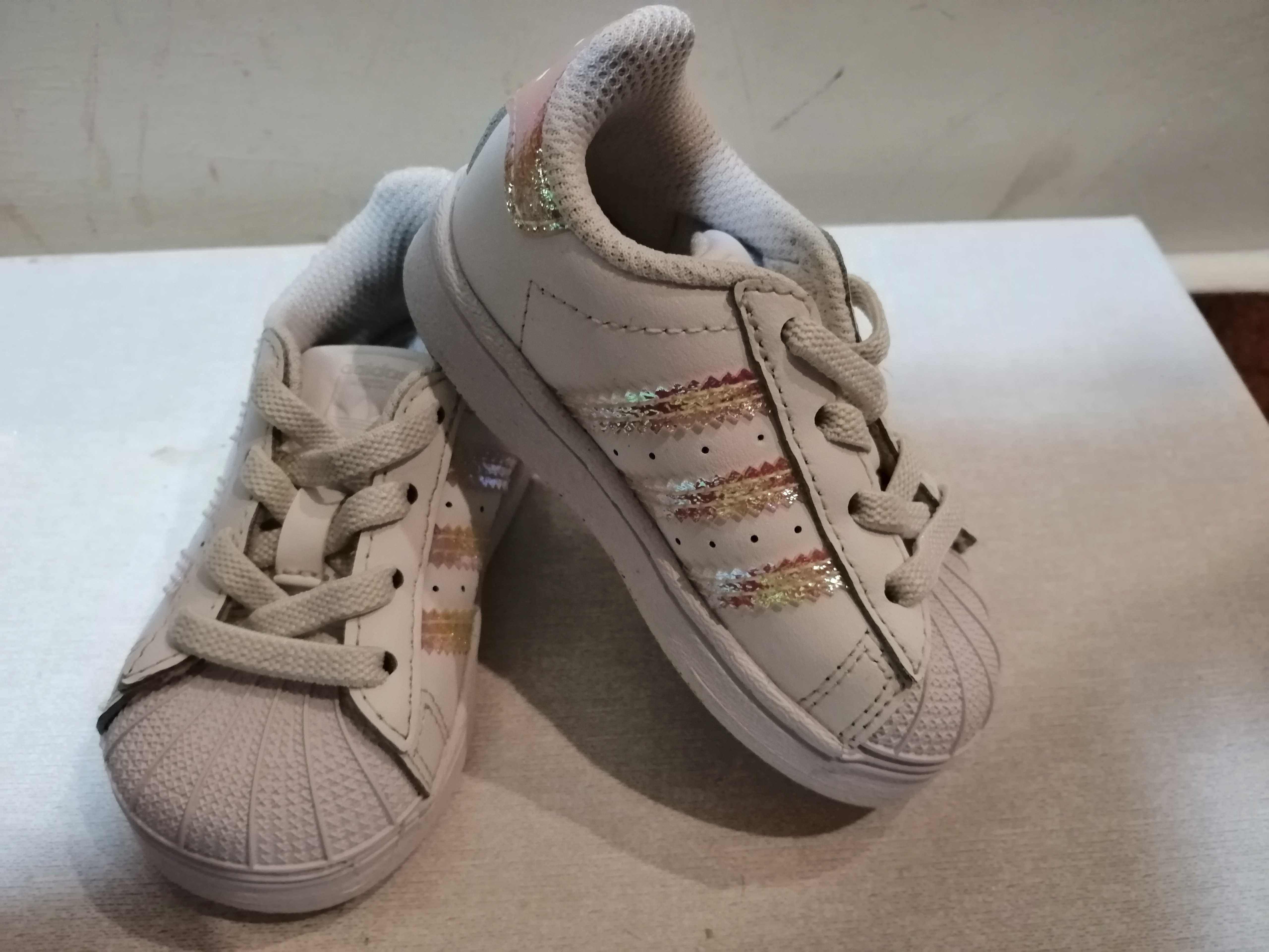 Adidas Superstar Ortholite buciki na rzepy rozm. 19 wkl. 11,5 cm holo