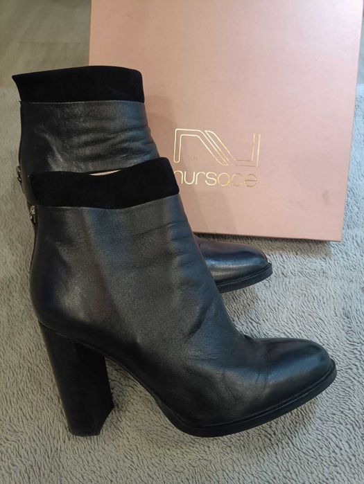 Ботильйони шкіряні