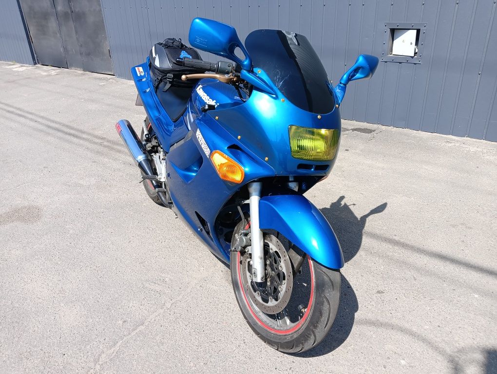Kawasaki zzr 250 пробег 14 тыс