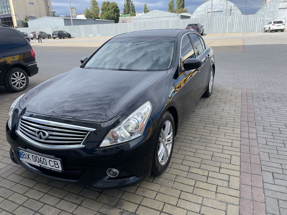 Продам Infiniti G37
