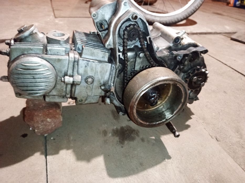 Продам двигун на альфу