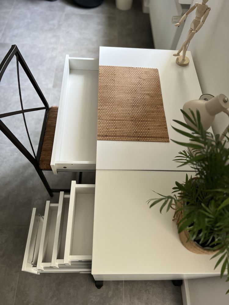 Biurko z komodą Ikea Mike