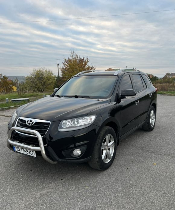 Hyundai SANTA FE 2011