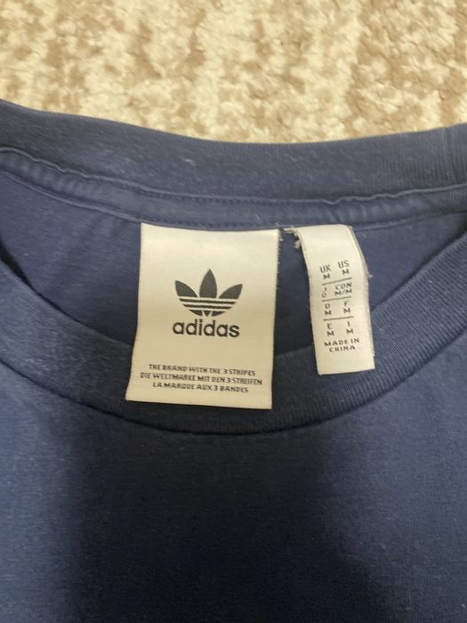 Продам  чоловічу фудболку Аdidas