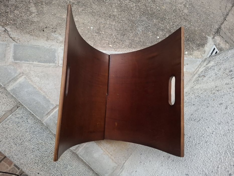 Porta Revista Discos Vinil Lenha Etc Madeira Cerejeira