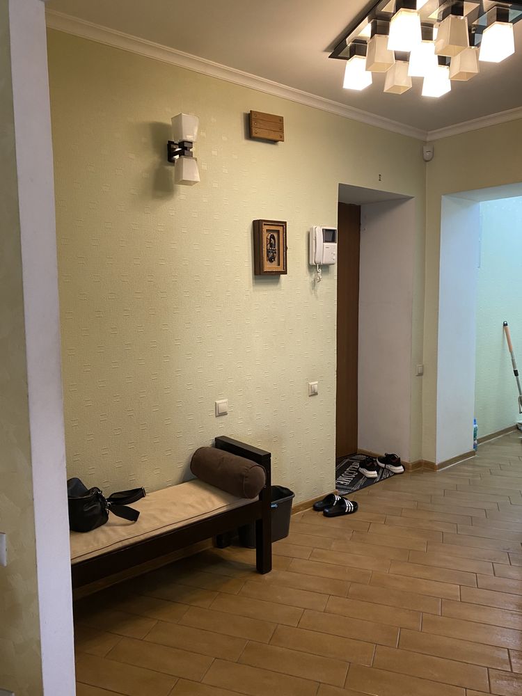 Подобово квартира м. Берестейська НАУ, Шалімова, залізничний вокзал,