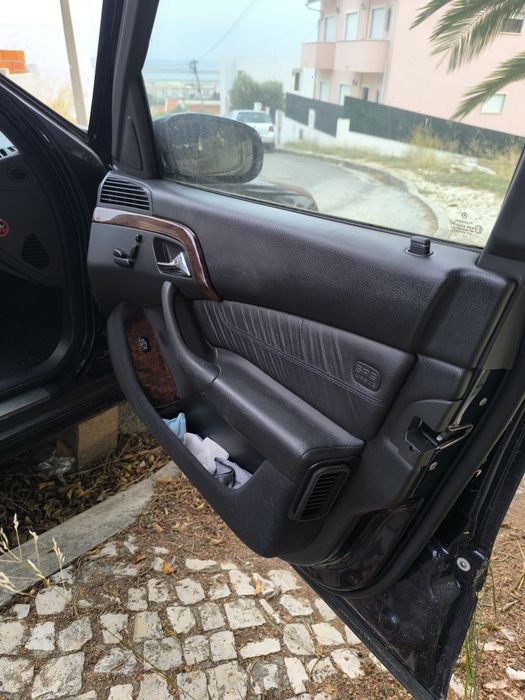 Mercedes S320  de 2001 avariado